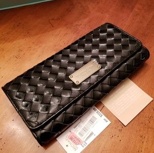 Michal Kors Newbury Woven Blk Leather Clutch NWT